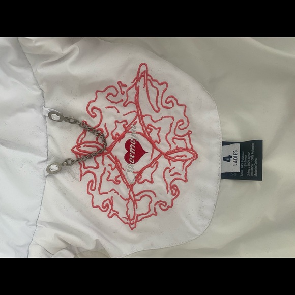 COPY - - Obermeyer, white quilted ski jacket, size 4 NO SIGNS OF WEAR - Picture 5 of 7